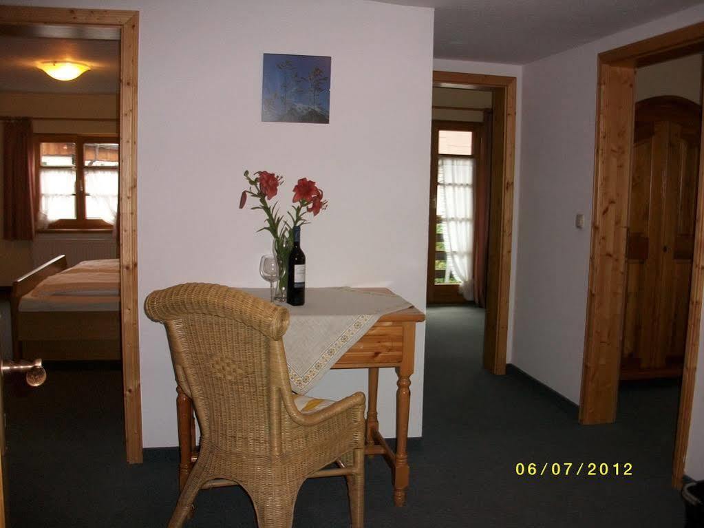 Haus & Heim Ferienwohnung Oberstdorf Exterior photo